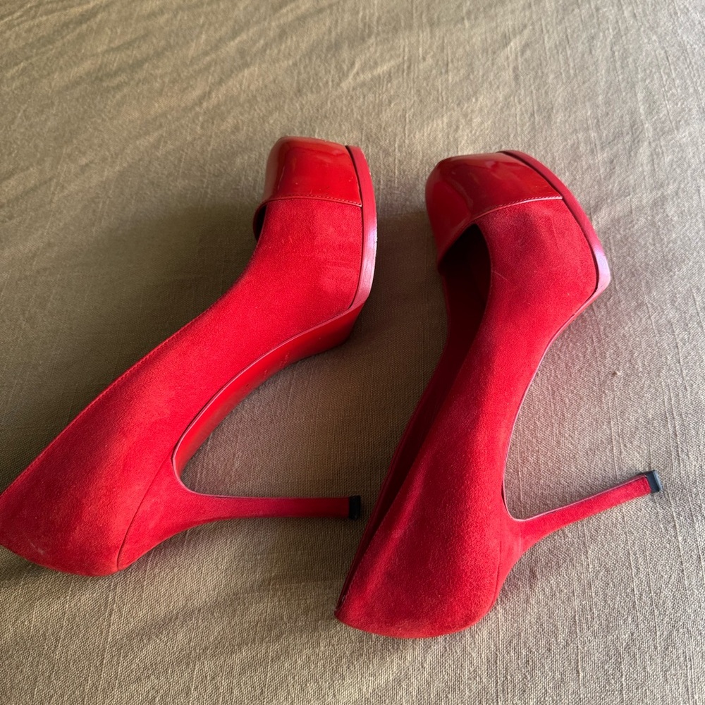 Saint Laraunt YSL Pumps